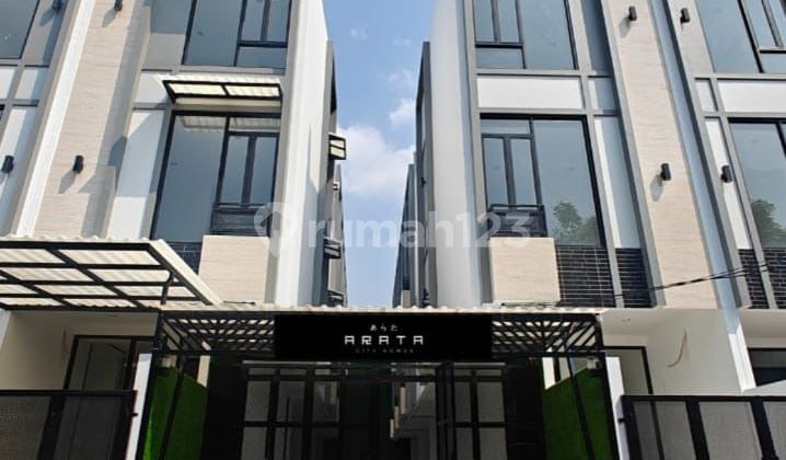 Rumah Baru Kedoya Arata City Full Furnish 3.5 Lantai Konsep Town House Sangat Nyaman Jakarta Barat