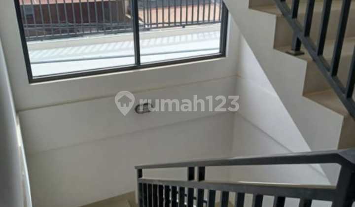 Rumah Kost Baru Kelapa Gading 120m² 3 Lantai 15 Kamar Rumah Kost Baru Kelapa Gading 120m² 3 Lantai 15 Kamar