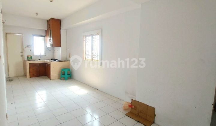 For Rent: Teluk Intan Topaz Apartment, 2 Bedrooms, Type 45, 11th Floor, Hook, Excellent Air and Light Circulation.