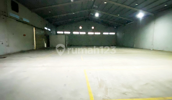 Disewakan Gudang Karawaci Tangerang 1242m² Listrik 17000watt