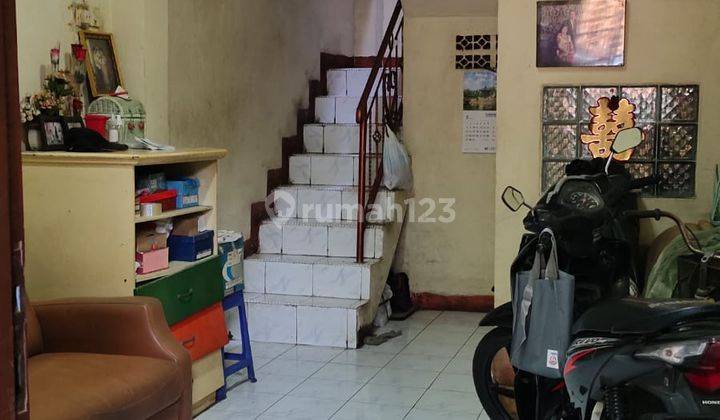 Jual Rumah Murah Kampung Gusti 3x8 Meter 4 Tingkat Row Jalan 2 Mobil Penjaringan 1