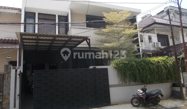 Rumah murah 2lt di jl haji abdul majid, raya maja,Cipete selatan