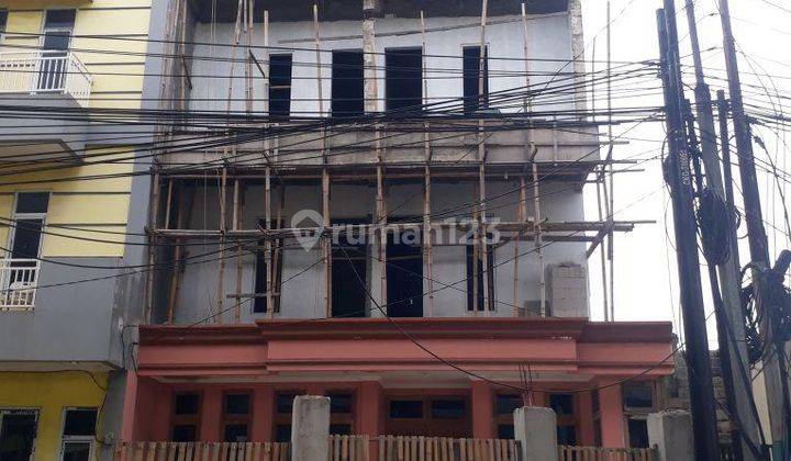 Ruko Murah bgt Butuh Renovasi di bwh NJOP di Jl raya bekasi 2