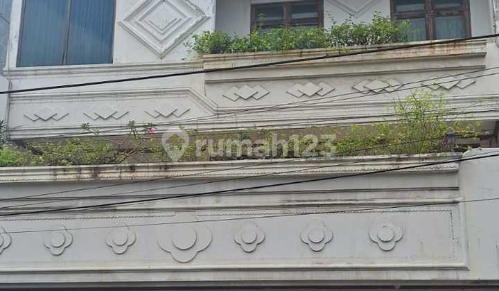 Rumah Murah Bgt 2Lt di Jl Taman Sari 8,Maphar,Taman Sari,Jakbar