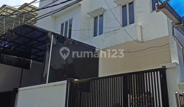 Rumah murah bgt 3lt di Jl pluit Putra 10,Pluit,Penjaringan,Jakut Rumah murah bgt 3lt di Jl pluit Putra 10,Pluit,Penjaringan,Jakut