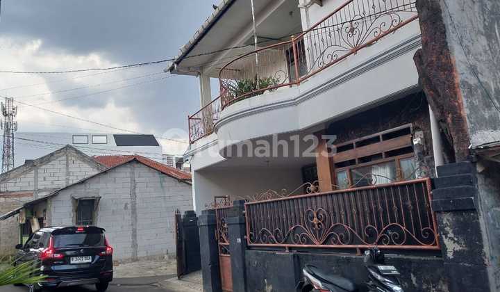 Cheap 2-story house on Jl Bensin, Ulujami, Pesanggrahan 2