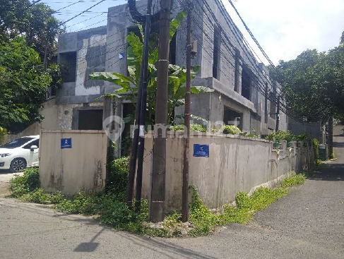 Rumah Murah Butuh Renovasi di Jl Jatipadang Utara dalam 2