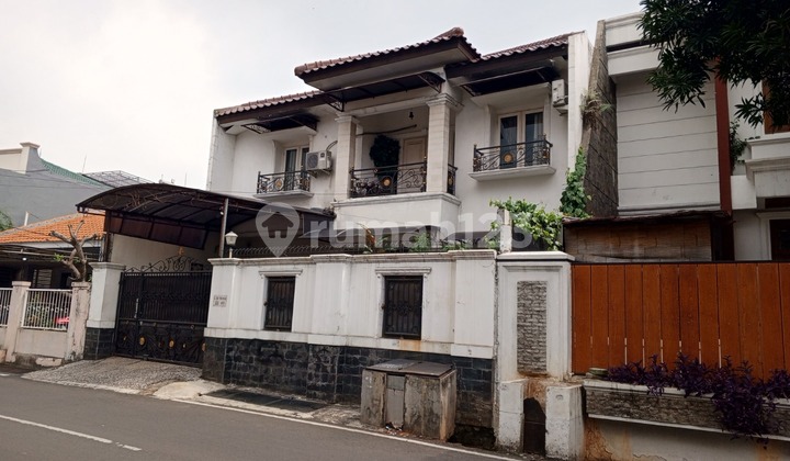 Affordable 2-story house on Jl Tebet Timur Dalam 8, Tebet Timur