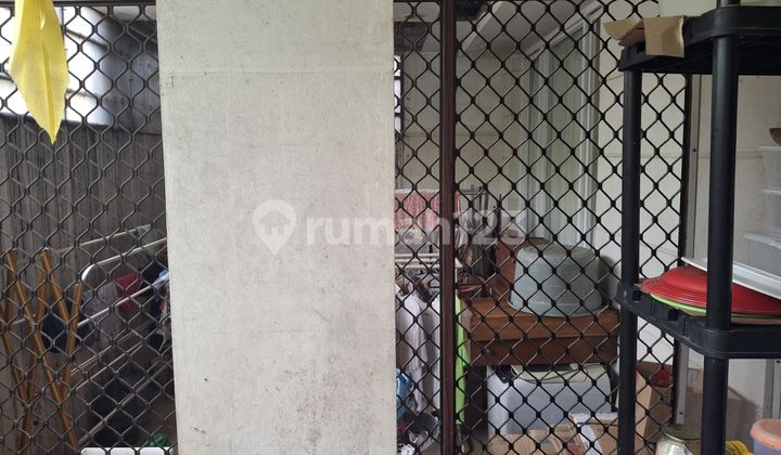 Affordable house on Jl Pertanian Raya, near the health center, Lebak Bulus.