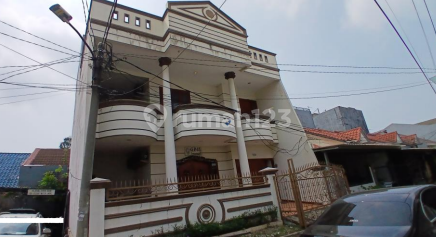Affordable 2-Story House in Citra V, Jl Kelapa Sawit, Kamal, Kalideres Affordable 2-Story House in Citra V, Jl Kelapa Sawit, Kamal, Kalideres