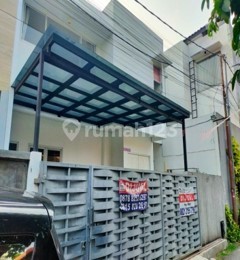 Super cheap 2-story house in Lebak Bulus 3, Haji Awal, Lebak Bulus, Cilandak