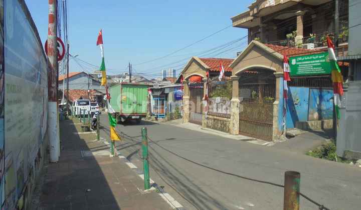 Rumah Murah 2Lt di Jl Jatayu,Kebayoran Lama Selatan 2