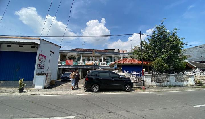 Shop house or very cheap 2-story house on Johar Street, Tugu, Koja, North Jakarta Shop house or very cheap 2-story house on Johar Street, Tugu, Koja, North Jakarta