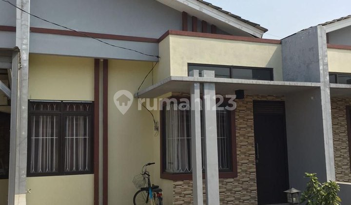 Rumah Siap Huni Di Setu Dekat Kawasan MM2100