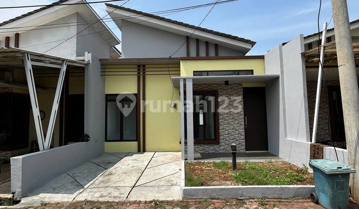 Ready-to-Occupy House in an Islamic Community Near Grandwisata Toll Road 2