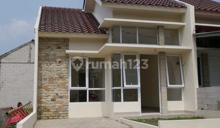 Rumah Siap Huni di cikarang Dekat kawasan MM2100 Rumah Siap Huni di cikarang Dekat kawasan MM2100