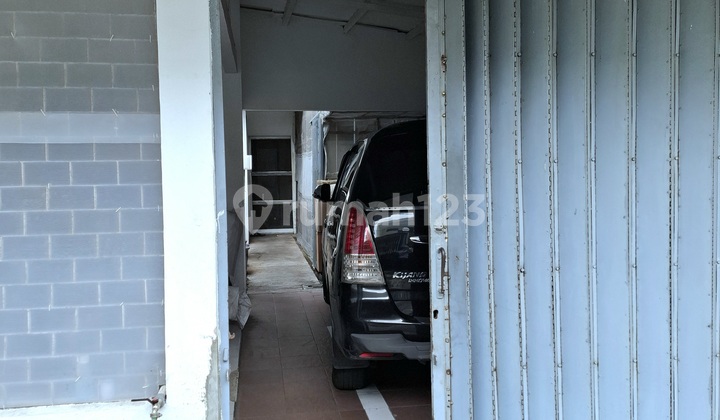 Immediately For Sale: Serene and Comfortable House in Lebak Arum 2