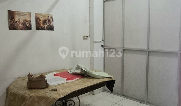 For Rent: 2-Story Shop House Ready to Occupy, Well-Maintained 2