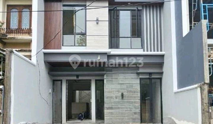 Dijual Rumah 2lt Minimalis Kontemporer Baru Gress Araya 1