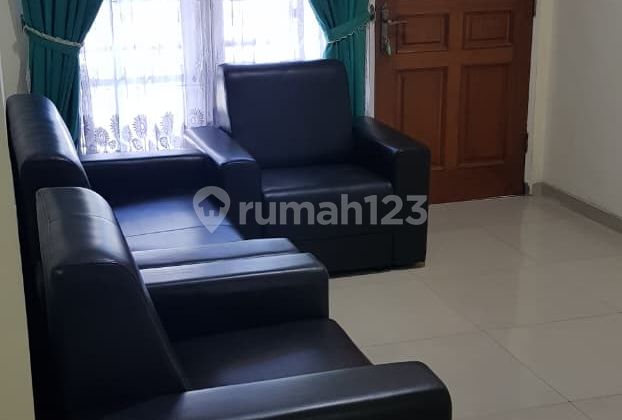 For Rent Newly Renovated 1.5-Story House, Ready to Occupy in Klampis Semolo. 2