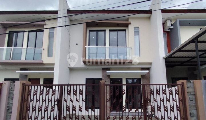 Dijual Rumah Baru Gress Siap Huni 2Lt di Rungkut Dijual Rumah Baru Gress Siap Huni 2Lt di Rungkut