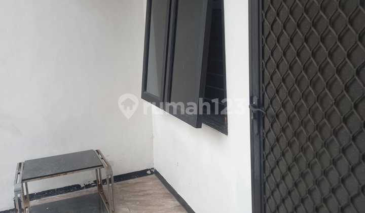 Dijual Rumah 1Lt di Wiguna