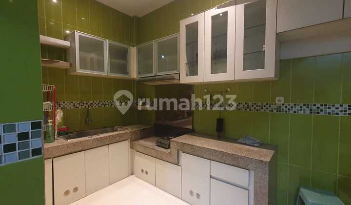 For Rent House in Manyar Tirtoyoso 2