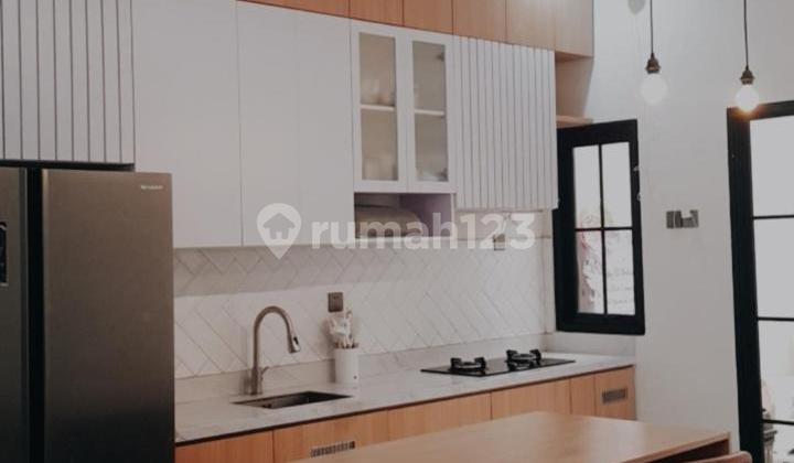 Dijual.rumah Semi Furnished 2lt Mojoarum 2