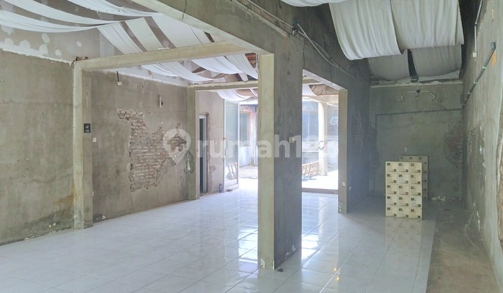 For Rent, Zero Road Commercial House in Rungkut