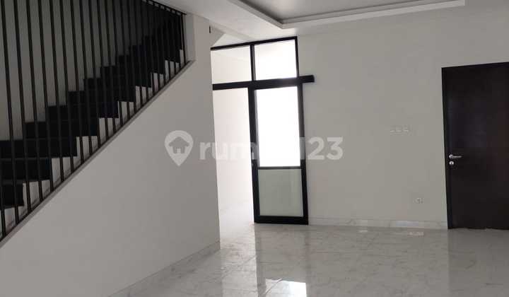 Dijual Rumah 2lt.minimalis Modern Baru Gress Siap Huni Lebak Arum 2