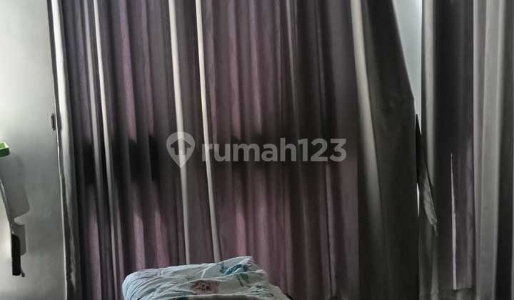 Dijual Rumah 2Lt Furnish di Lebak Arum