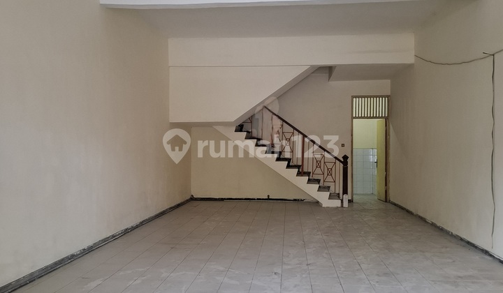 For Rent 2-Story Shop House Ready to Occupy Well-Maintained Zero Commercial Main Road Area