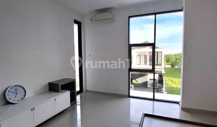 Dijual Rumah 2lt Siap Huni Terawat Bersih Pakuwon City Dijual Rumah 2lt Siap Huni Terawat Bersih Pakuwon City