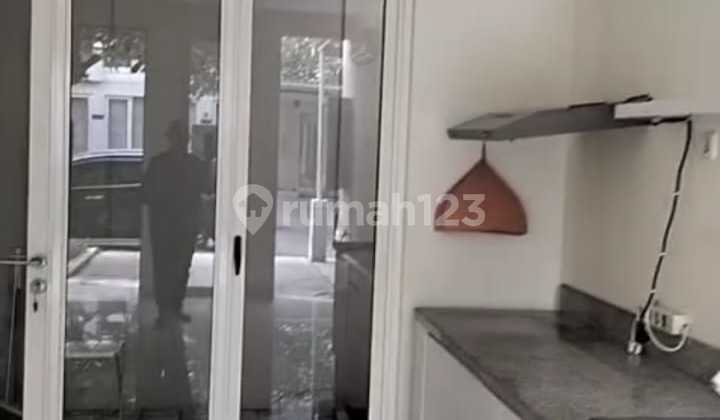 For Rent 2-story House in Pakuwon City