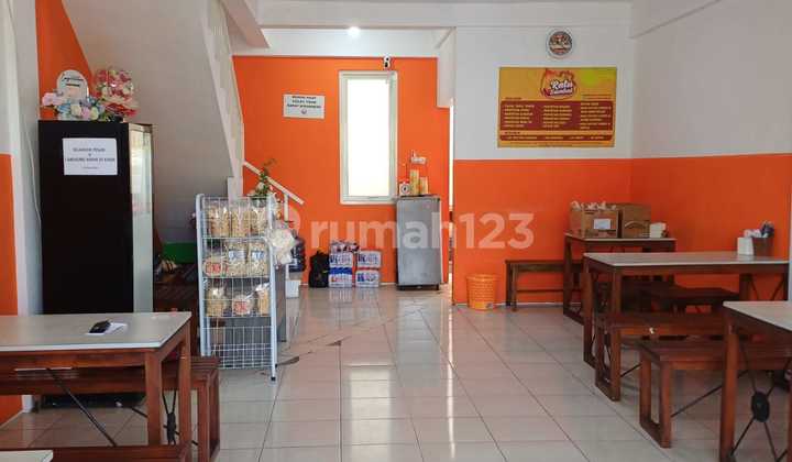 For Sale 2-Story Shop House in a Safe Commercial Area at Pakuwon City 2