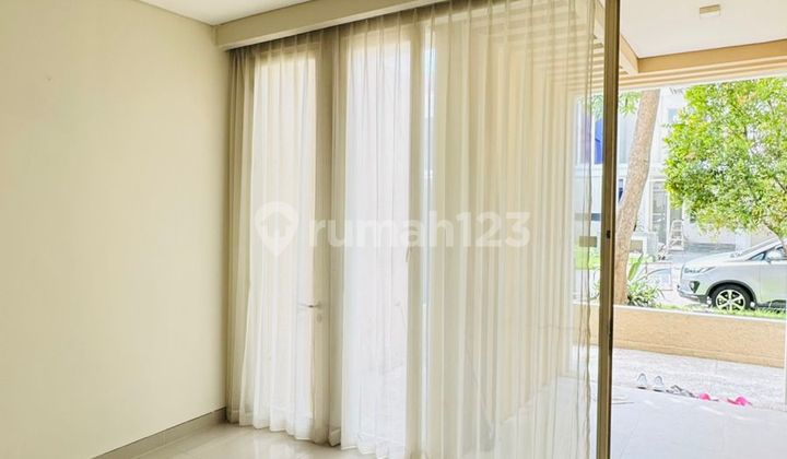 For Rent, 2nd Floor, Long Beach Pakuwon City, Near Pcm Hokky, Safe and Quiet For Rent, 2nd Floor, Long Beach Pakuwon City, Near Pcm Hokky, Safe and Quiet