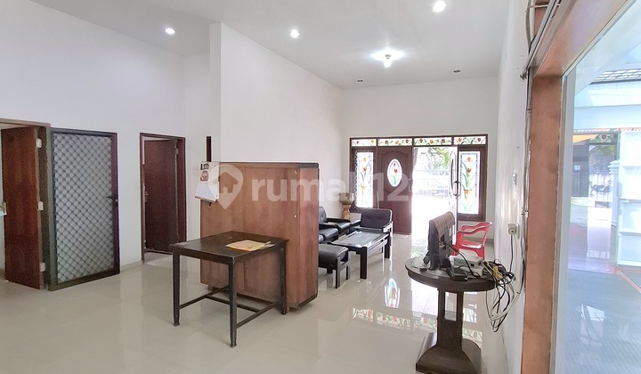 For Rent 1 Story House Ready to Live In Well-Maintained and Clean in Dharmahusada For Rent 1 Story House Ready to Live In Well-Maintained and Clean in Dharmahusada