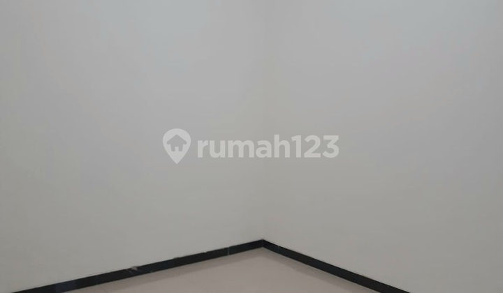 For Sale 2-Story Move-in Ready House in Lebak Indah 2