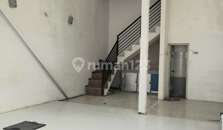 For Rent 2-Story Shophouse Ready to Use in Pisces 2