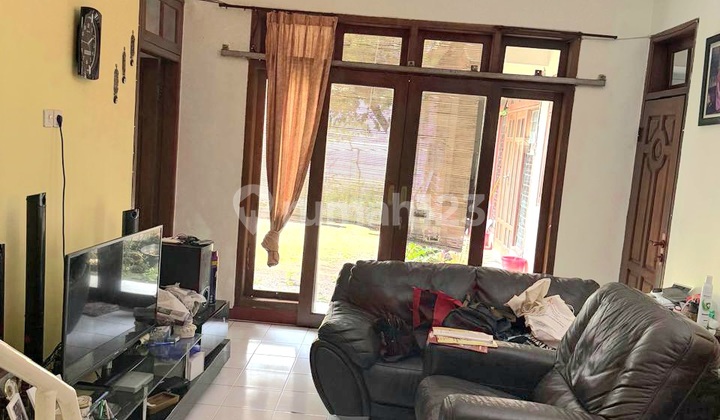 Bu Dijual Rumah 2Lt Full Furnish di Gayungsari