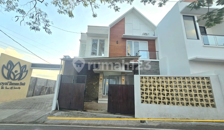 Semi Villa House for Sale Located in Taman Mumbul Residential Area, Mumbul, Benoa, South Kuta