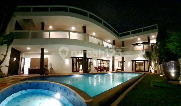 For Sale Ocean View Villa In Exclusive Complex At Goa Gong Street, Ungasan