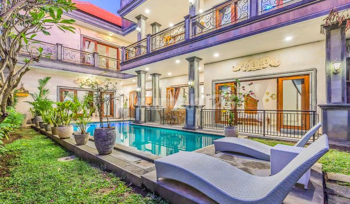 Villa For Rent Ready to Use Only 5 Minutes to Berawa Beach, Tibubeneng, North Kuta, Badung