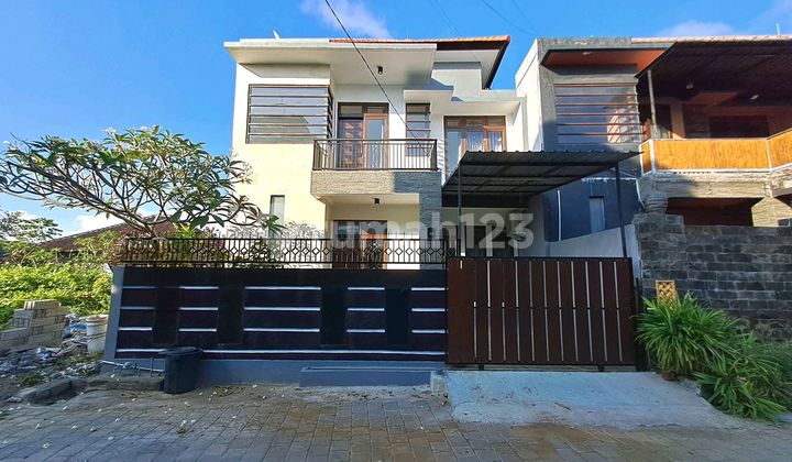 House for Rent, Ready to Occupy, Minimum Lease 2 Years, Located on Taman Jimbaran Street. House for Rent, Ready to Occupy, Minimum Lease 2 Years, Located on Taman Jimbaran Street.