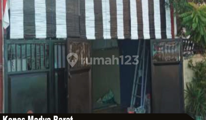 Disewakan Rumah Kapas Madya Barat Surabaya