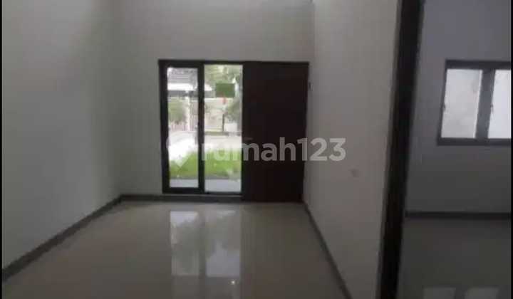 Disewakan Rumah Grand East Residence Sidoarjo 2