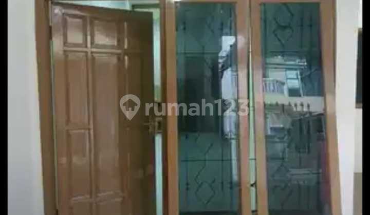 Disewakan Rumah Setro Baru Surabaya 2