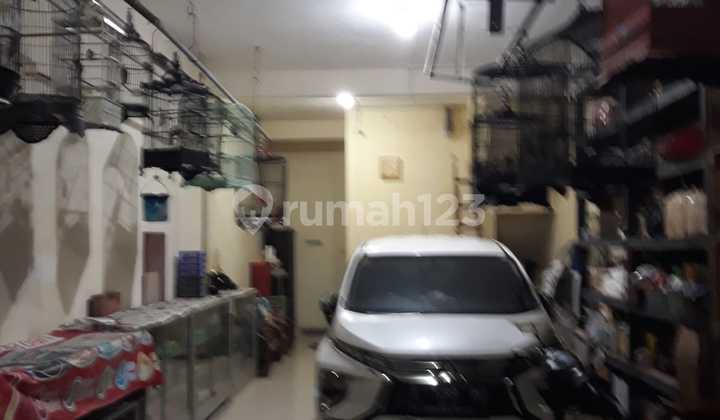 For Rent: Ruko Letjen Sutoyo, Sidoarjo