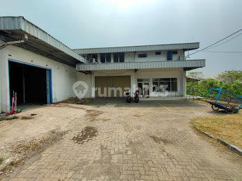 Land & Building Former Pabrik Pasarkemis