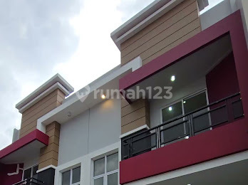 Dijual Rumah Citra 1 Jakarta Barat